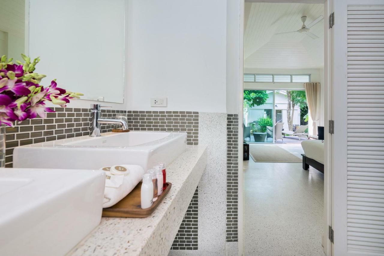 Ban Mok Talay Beachfront Villa Банг-Рак Экстерьер фото